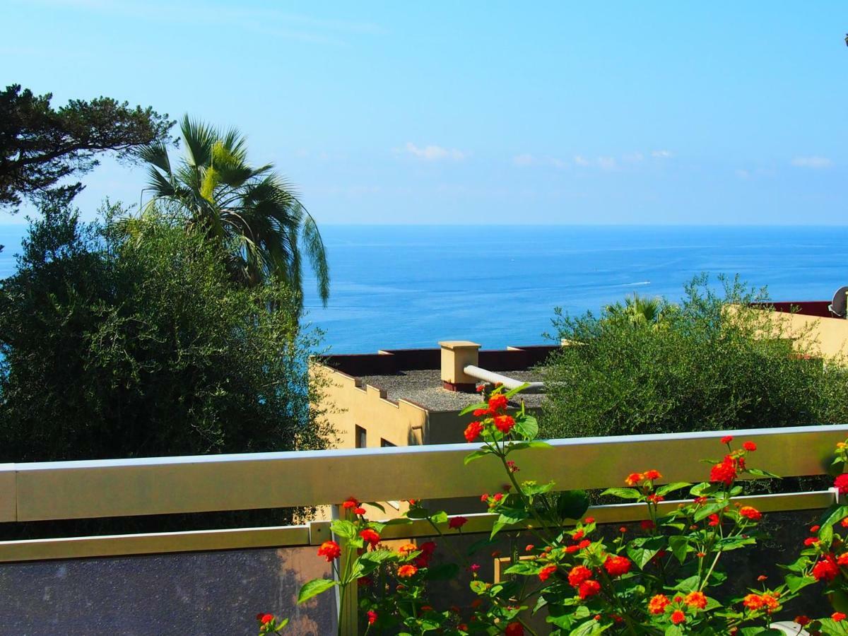 Апартаменты Les Terrasses De La Ментона